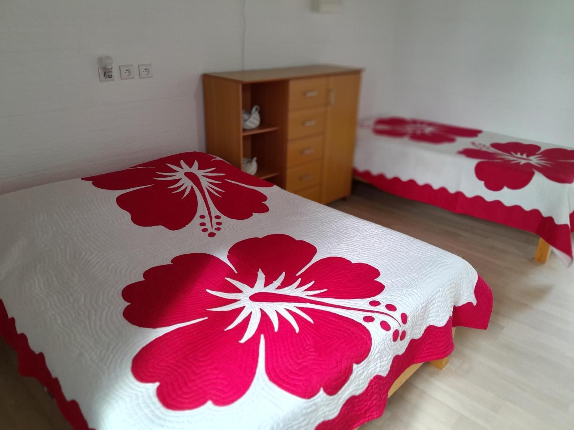 Mara'Ai Le Spot Tubuai Chambre Triple Taahueia Deluxe Sdb Privee Avec Piscine Mataura Kültér fotó